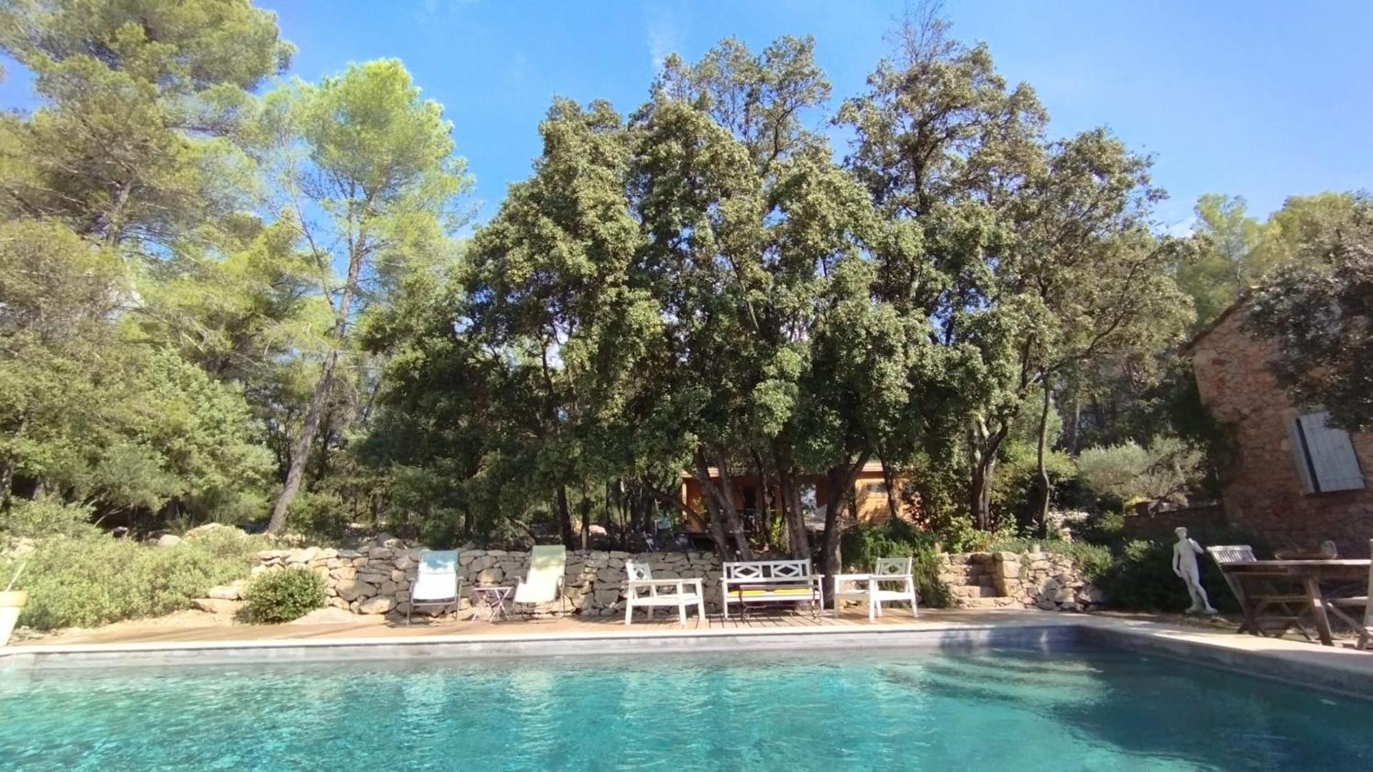 Bed and Breakfast La Bergerie Des Colles Entrecasteaux Exterior foto