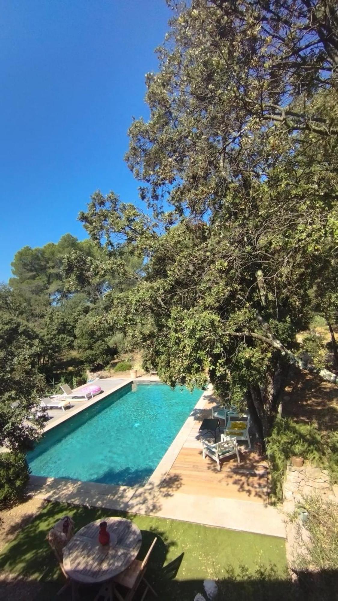 Bed and Breakfast La Bergerie Des Colles Entrecasteaux Exterior foto